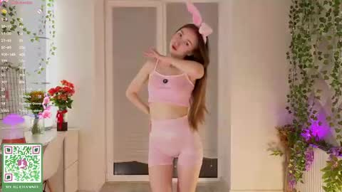 Holly Molly Im Polly online show from June 19, 8:26 pm