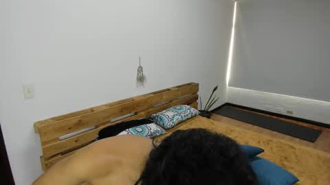 Anna online show from December 20, 9:33 pm