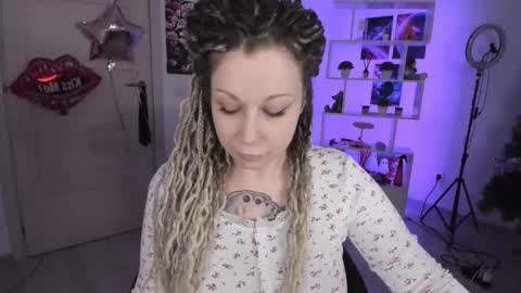 Anna online show from November 5, 2:24 am