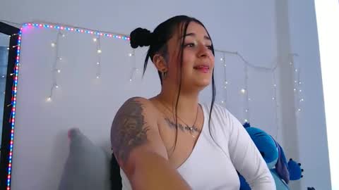 Anne  online show from May 19, 4:47 pm