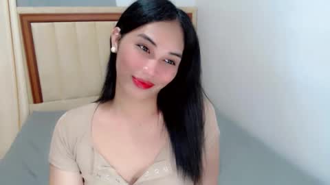 SWEET ANNE online show from October 5, 9:50 am