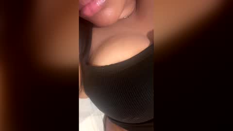 anne_lynn online show from May 20, 2:08 am