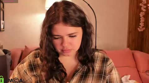 annette_nelsone online show from May 25, 12:50 am