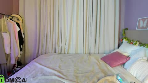 annette_nelsone online show from April 29, 9:14 am