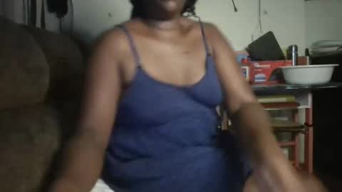 anni938018 online show from January 13, 6:48 pm