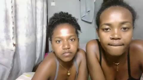 annick98 online show from March 3, 6:59 pm