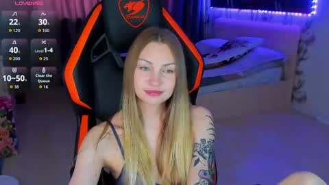 Annie online show from July 24, 11:18 am