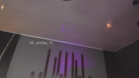 annie_barozzi online show from September 28, 1:53 pm