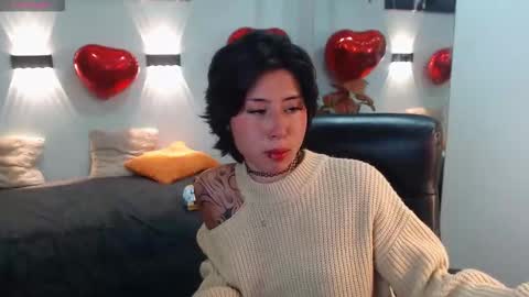 A N N I E online show from March 8, 5:00 am