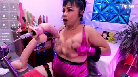 annie online show from February 26, 5:35 am