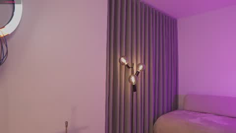 Annie FREE TRIAL IN BIO online show from August 8, 12:20 am
