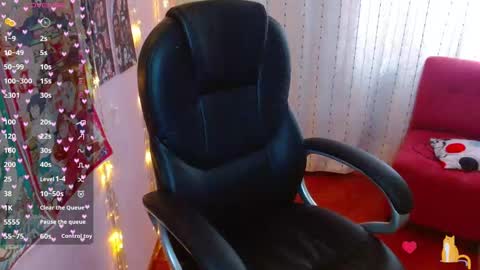 Snapshot of anniehh_ chatting on September 14, 8:43 pm   Annie  Independent model Hello all offline tokens are appreciated  thank you for your support.33 online show from September 14, 8:43 pm