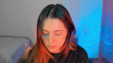 Snapshot of anniemora_ chatting on September 25, 3:02 am Annie online show from September 25, 3:02 am