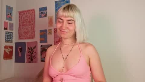 annietinky online show from May 7, 2:07 am