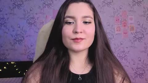 Annie online show from November 13, 4:04 am