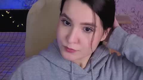 Annie online show from February 21, 6:38 am