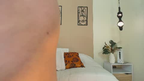 AnnyXhot online show from June 29, 12:05 pm