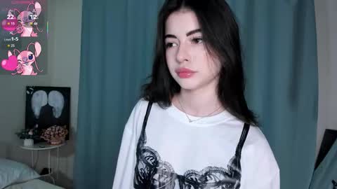 Anora  Emma online show from March 3, 9:22 pm