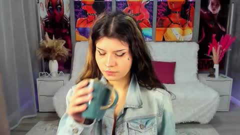 Anora online show from November 21, 6:17 pm