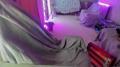 jasperD online show from February 26, 4:52 am