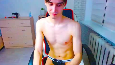 Snapshot of anthony_broown chatting on February 13, 9:39 pm anthony_broown online show from February 13, 9:39 pm