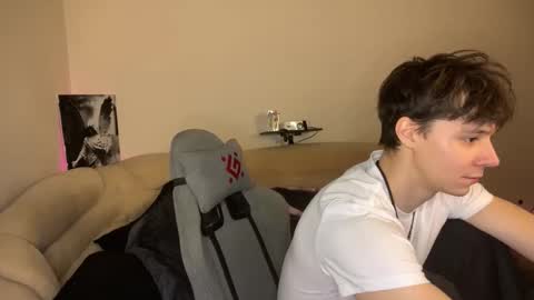 Anthony online show from January 16, 6:06 pm