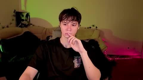 Anthony online show from February 21, 4:04 am