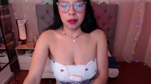 antolyh_c online show from February 26, 1:14 pm