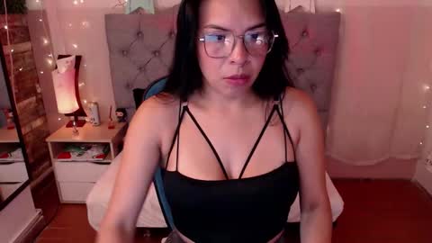 antolyh_c online show from March 13, 1:03 pm