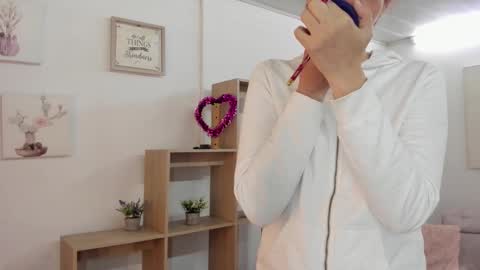 Antonella online show from October 15, 12:17 pm