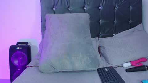 anto ford02 online show from July 29, 1:38 am