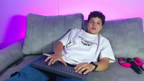 anto ford02 online show from June 18, 6:30 am