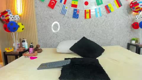 Anto online show from July 8, 9:51 pm