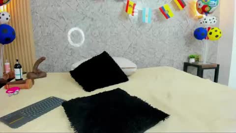 Anto online show from June 20, 9:32 pm