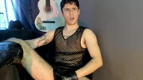 antonnello_ online show from December 3, 5:24 pm