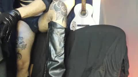 antonnello_ online show from September 13, 11:51 pm