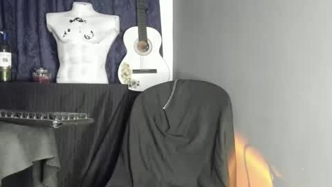 antonnello_ online show from September 24, 12:50 am