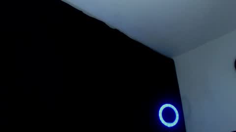 Instagram miguelangel1802  online show from March 10, 3:23 am