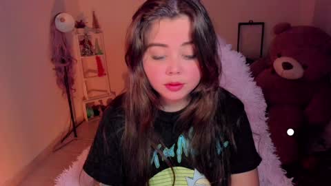   Independent model  online show from January 13, 2:39 am