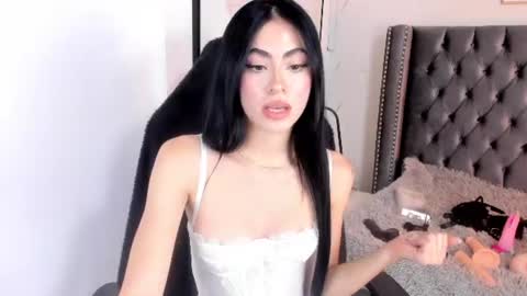 anya_belth online show from July 25, 7:56 pm