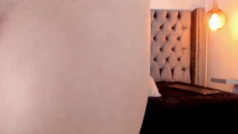 anya_belth online show from July 21, 7:38 pm