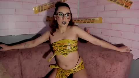 anya_shaffer online show from July 25, 2:20 am