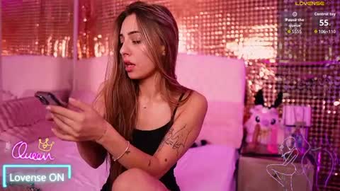 anya_sky_ online show from July 11, 8:17 am