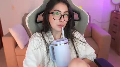 anya online show from June 23, 11:00 pm