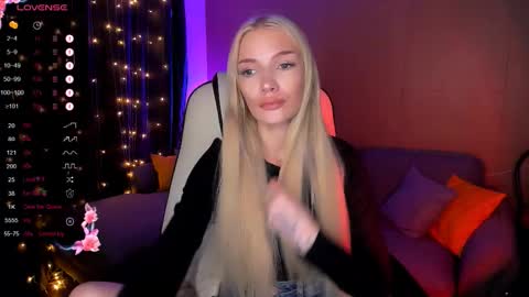 Anya online show from November 24, 8:24 am