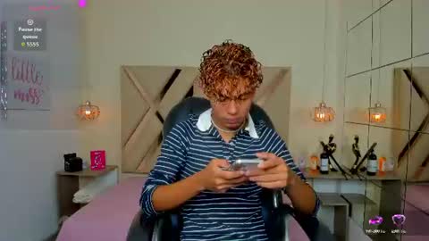 anyelotwink online show from July 29, 4:34 am