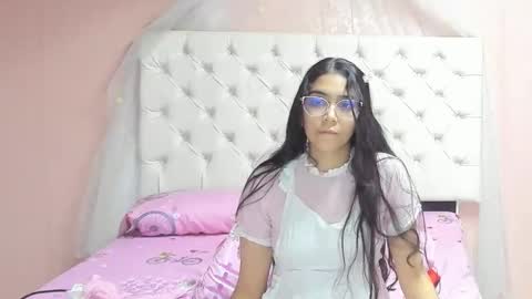 Aome Rainbow online show from November 7, 6:38 am