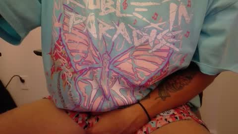 ApacheWithWebcam online show from February 8, 5:00 am