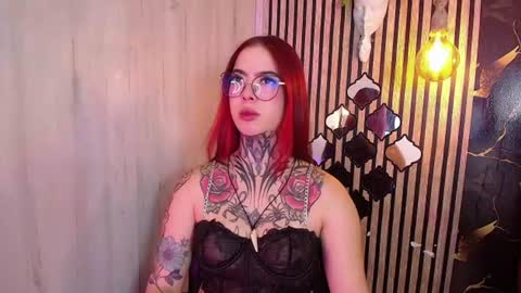 aphrodite__bloom online show from June 25, 9:20 pm