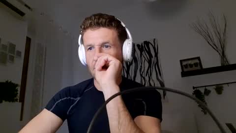 apollobest77 online show from February 18, 8:03 pm